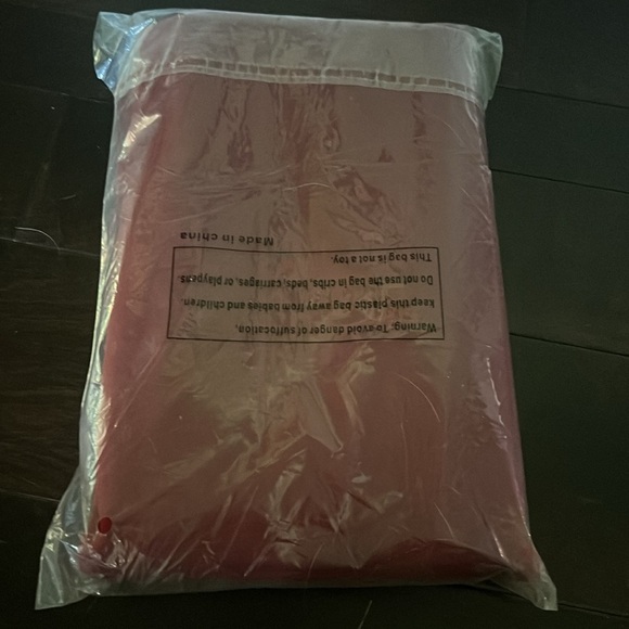 Blackout Cutains Burgundy 2 panels - Picture 7 of 7